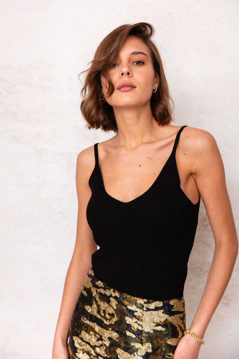one size fits all cropped knitted vest